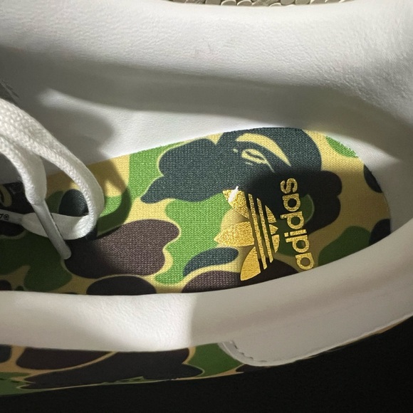 Bape x Adidas sneakers Size: 10M 10/10 $220 - Picture 4 of 7